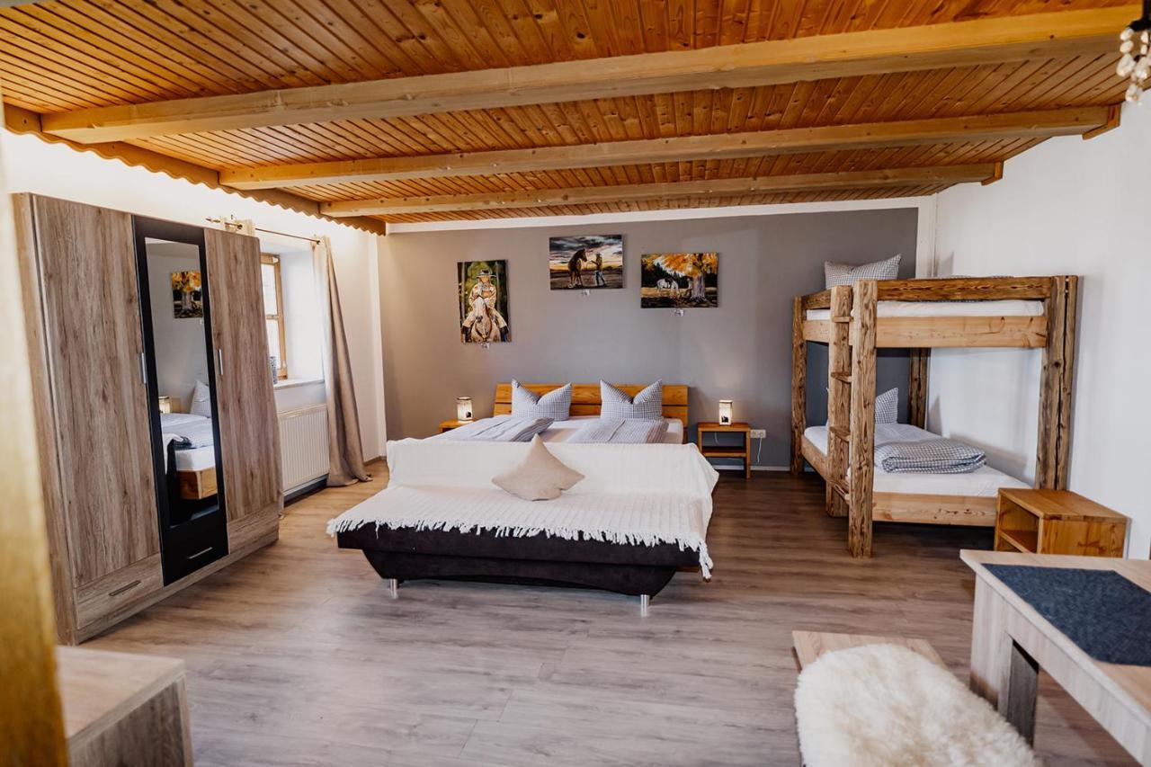 Landhotel Zum Matthiasl Bischofsreut Екстериор снимка