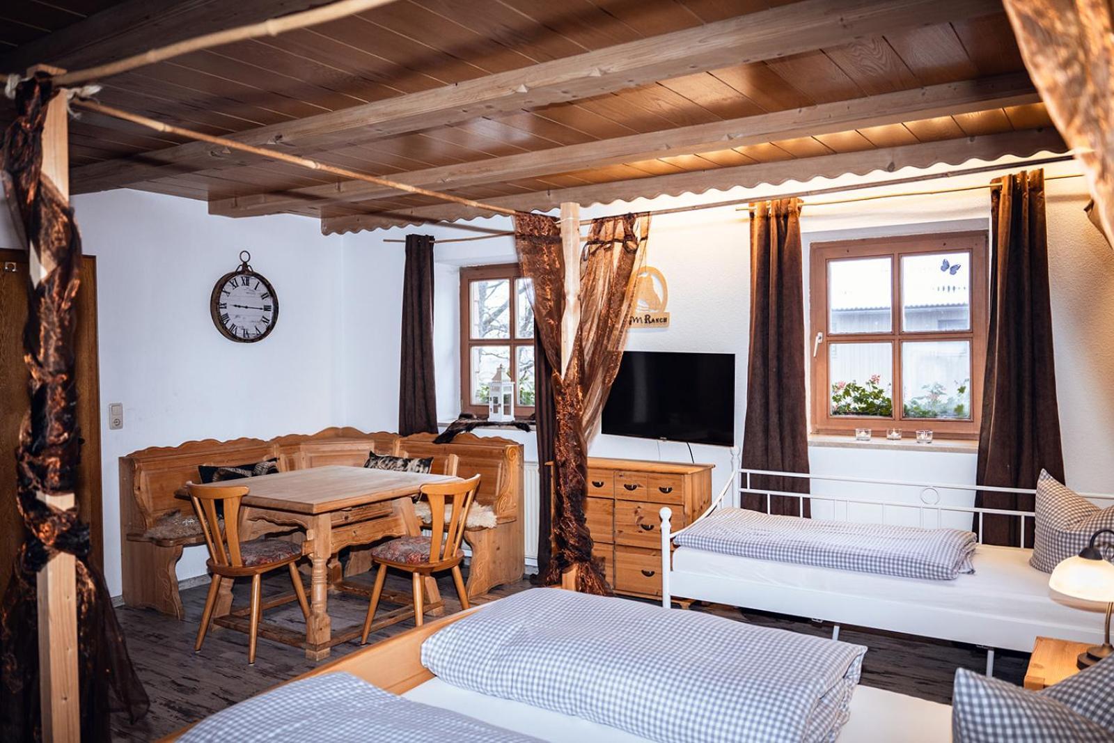 Landhotel Zum Matthiasl Bischofsreut Екстериор снимка