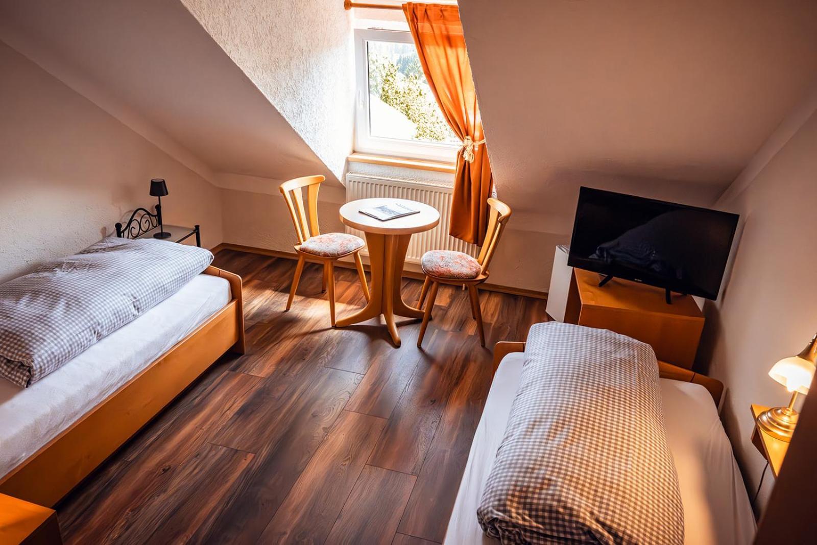 Landhotel Zum Matthiasl Bischofsreut Екстериор снимка